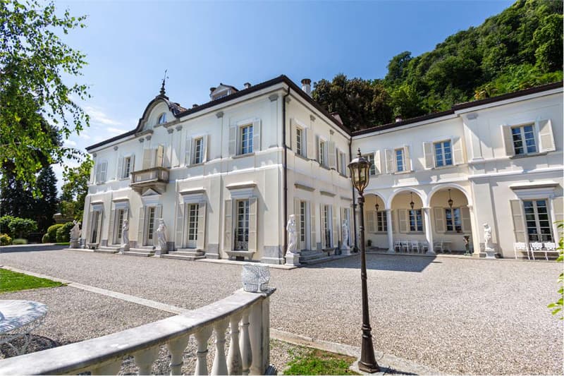 Villa Imperiale sul Lago Maggiore con Parco Storico Spiaggia Privata D (5)