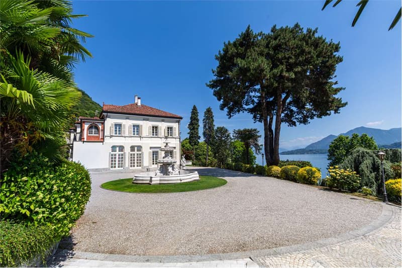 Villa Imperiale sul Lago Maggiore con Parco Storico Spiaggia Privata D (6)