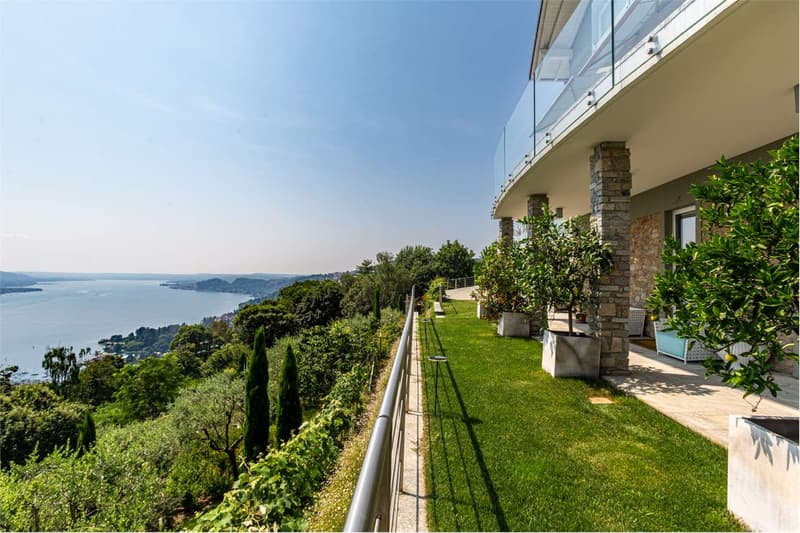 VILLA CON PISCINA VISTA PANORAMICA SUL LAGO MAGGIORE (5)