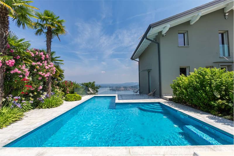 VILLA CON PISCINA VISTA PANORAMICA SUL LAGO MAGGIORE (3)
