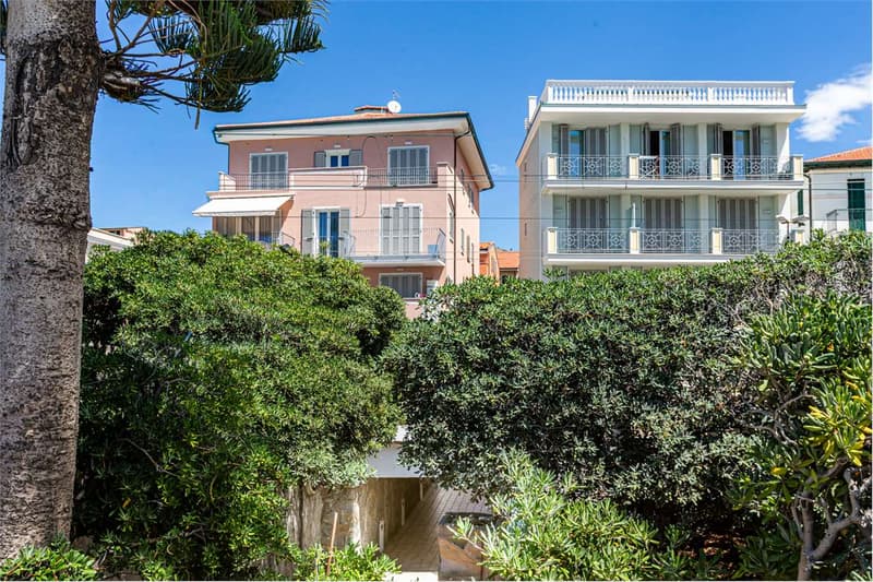 BUILDING "LE MUSE" - FRONTE MARE (2)