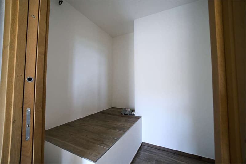 Villa con giardino privato con vista lago - Porlezza (12)