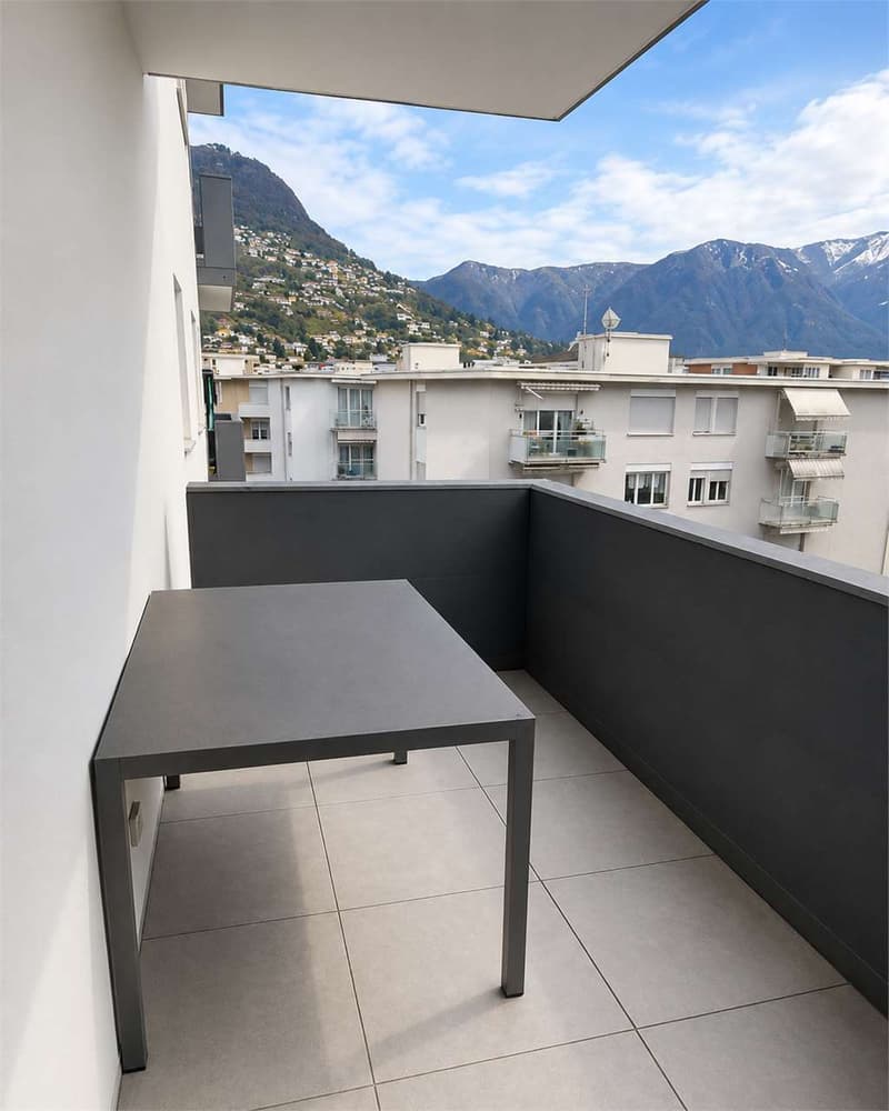 Bilocale arredato Lugano centro 2.5 locali (10)