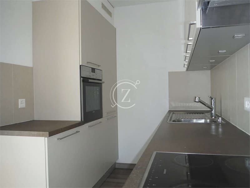 Elegante attico di 3.5 locali con vista panoramica e piscina condomini (5)