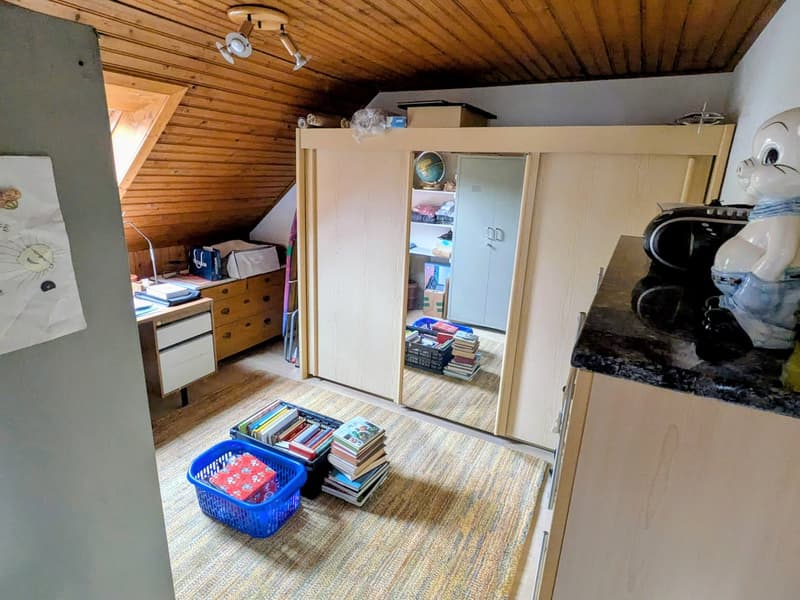 Attraktive 4.5-Zimmer-Wohnung in Leuzigen  hell, grosszügig und mit Balkon/Estrich/Keller (19)