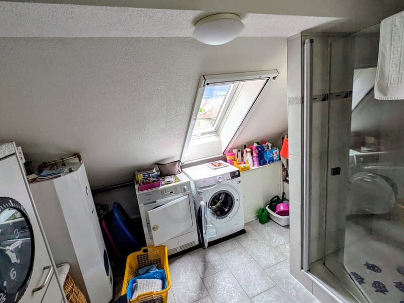 Attraktive 4.5-Zimmer-Wohnung in Leuzigen  hell, grosszügig und mit Balkon/Estrich/Keller (17)
