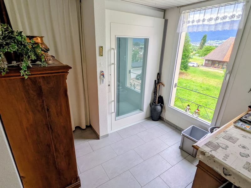 Attraktive 4.5-Zimmer-Wohnung in Leuzigen  hell, grosszügig und mit Balkon/Estrich/Keller (4)