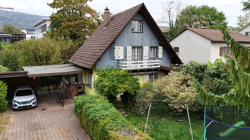 Charmantes 5.5-Zimmer-Einfamilienhaus mit Einliegerwohnung 1.5 Zimmer in Nidau (14)