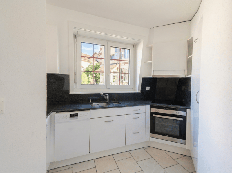 Bel appartement de 2.5 pièces au centre de Montreux (4)