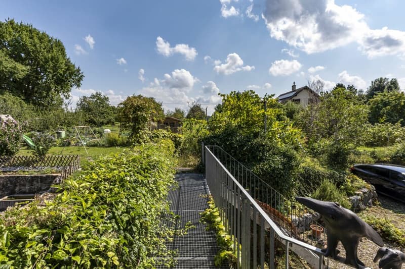 Magnifique immeuble de 3 logements à Forel / FR (9)