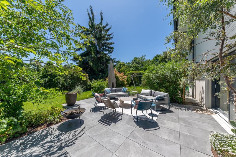 Villa contemporaine avec piscine (10)