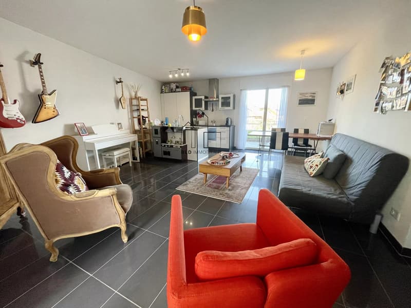 Bel appartement de 4 pièces entièrement rénové ? possibilité de créer un studio indépendant (5)