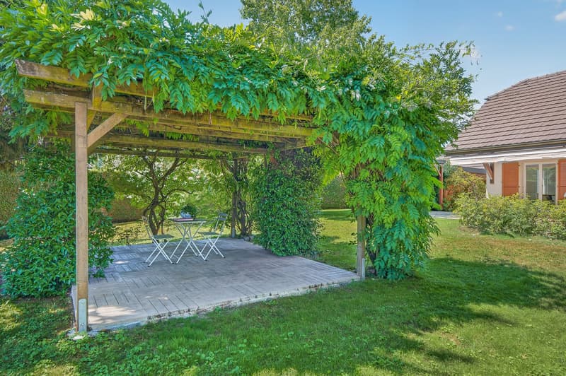 Maison individuelle de 5.5 pièces à Coppet – Élégance, confort et nature (13)