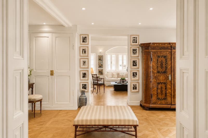 A beautiful renovated historic property in the heart of the village, just moments from Nyon (2)