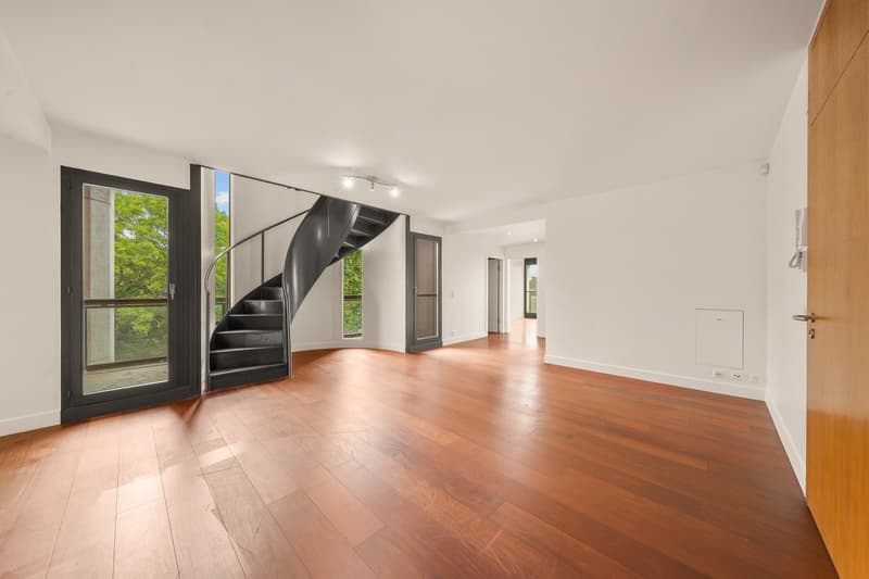 Unique penthouse with rooftop and swimming pool and amazing view on the lake and the Jet d’Eau (15)