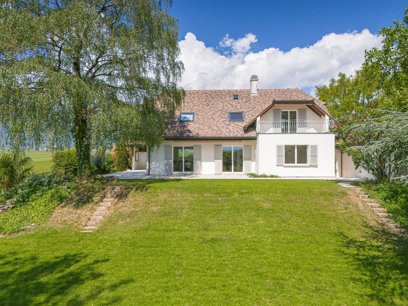 Villa individuelle rénovée avec vue panoramique à 5 minutes de Nyon (2)