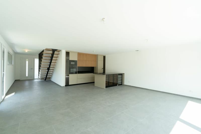 Collombey - Villa A mitoyenne de standing avec jardin (6)