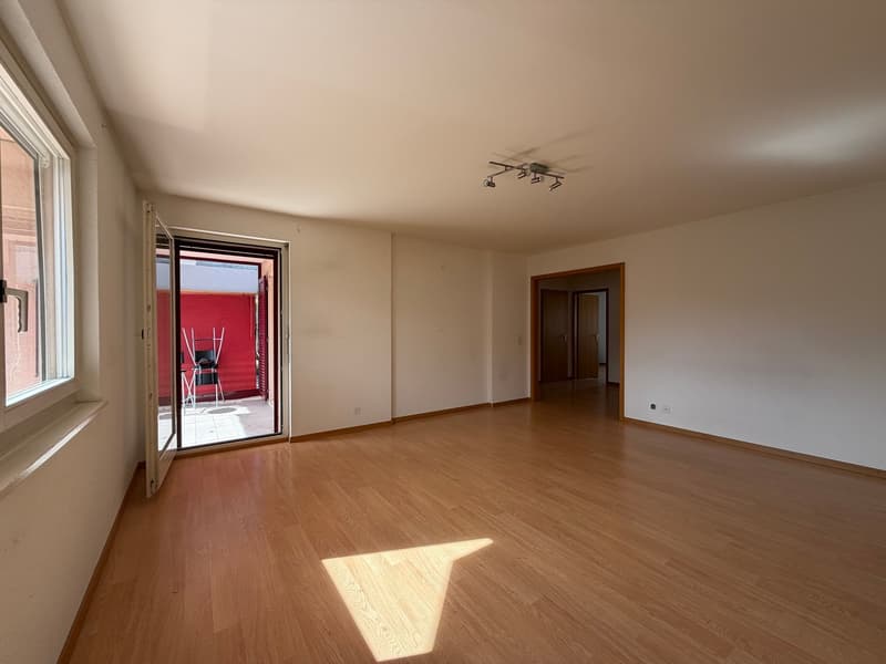 Charmant appartement de 3,5 pièces - 1er étage au cœur de Givrins (3)