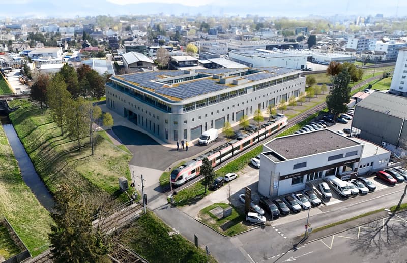 Nouvelle construction de bureaux à louer à Yverdon-les-Bains (1)