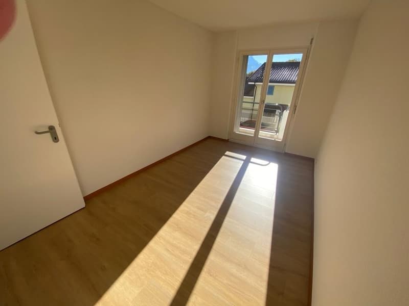 Appartement lumineux de 3 pièces avec balcon et vue sur les montagnes à Vouvry (7)