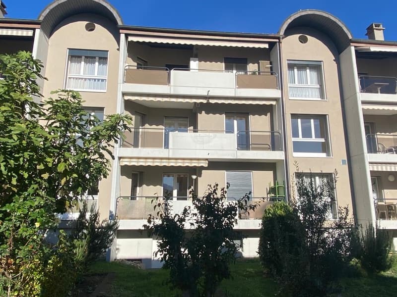 Appartement lumineux de 3 pièces avec balcon et vue sur les montagnes à Vouvry (2)