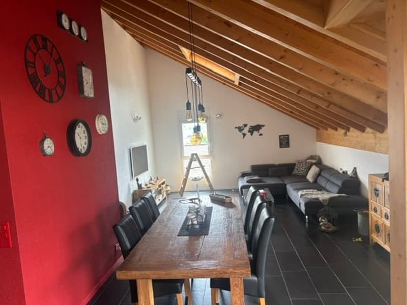 Spacieux appartement en attique de 4.5 pièces avec balcon à Collombey-Muraz (4)