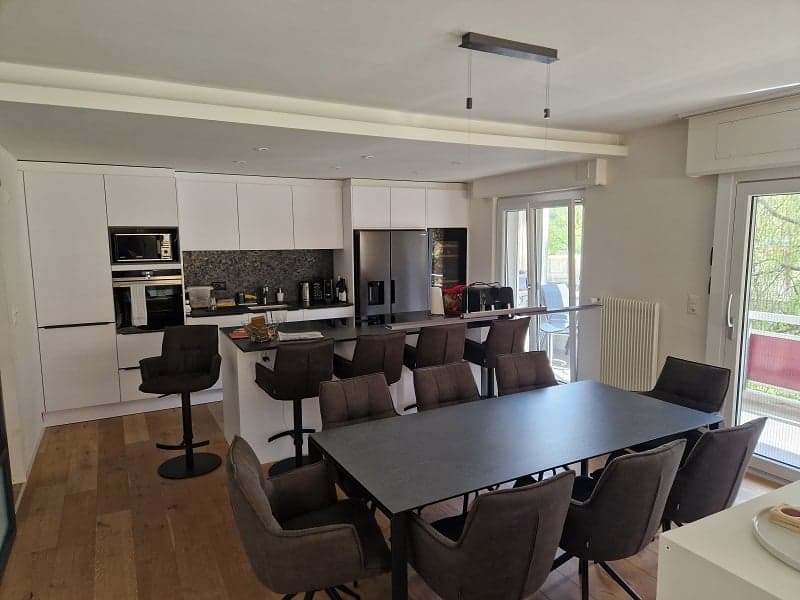 Spacieux appartement de 5 pièces avec balcon à Monthey (1)