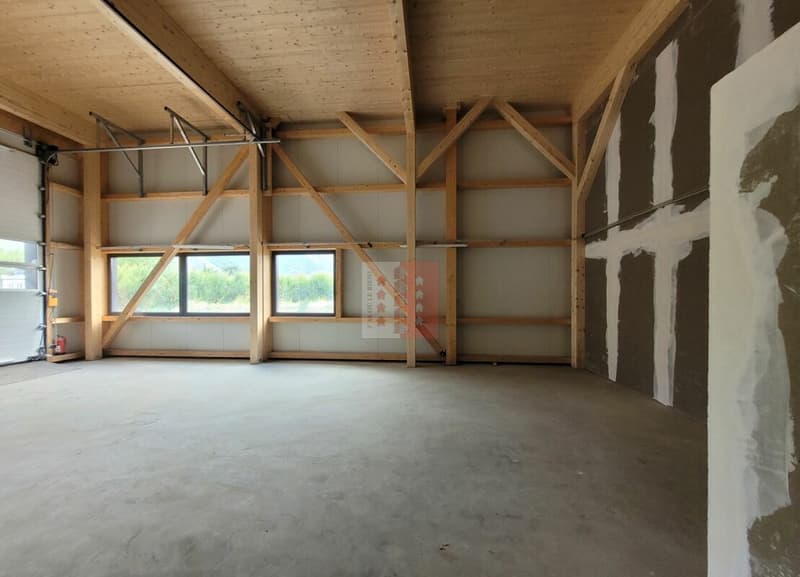 Halle de stockage disponible dès le 1er août 2026 (4)