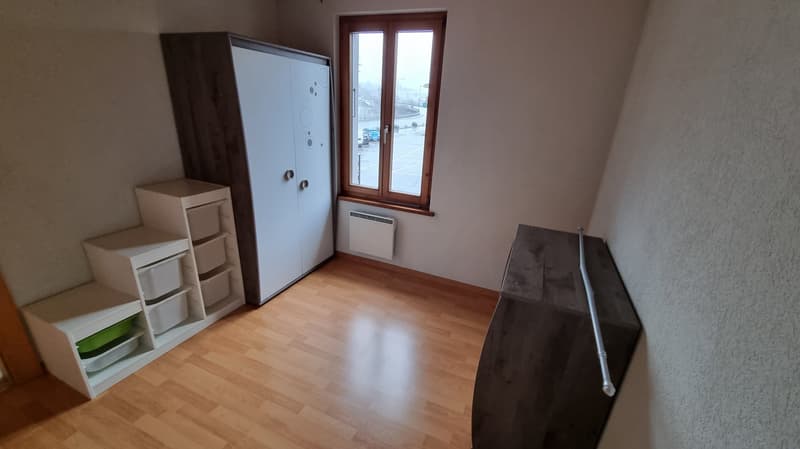 wooden floor, wardrobe, cabinets, window