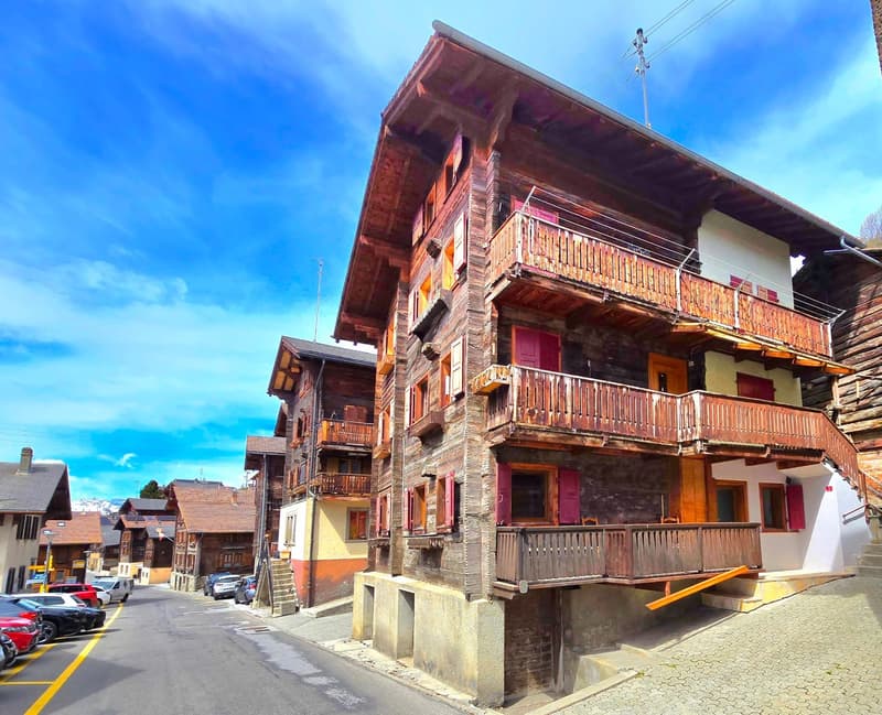 Réservé: Charmant appartement de 2,5 pièces entièrement rénové à St-Martin (Val d'Hérens) (3)