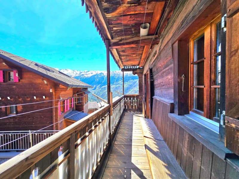 Charmant appartement cosy de 4 pièces avec cheminée à Suen (Saint-Martin), Val d'Hérens (4)