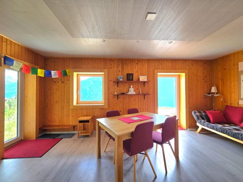 Appartement rénové avec terrasse, vue imprenable et plein soleil à Eison (St-Martin) Val d’Hérens (4)