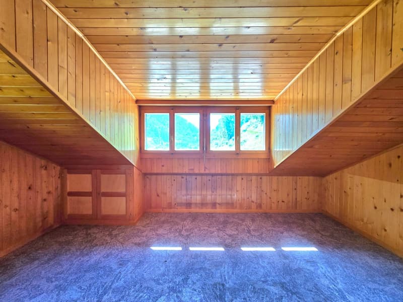 Appartements à rénover et réunir en duplex dans une authentique maison villageoise, Val d’Hérens (16)