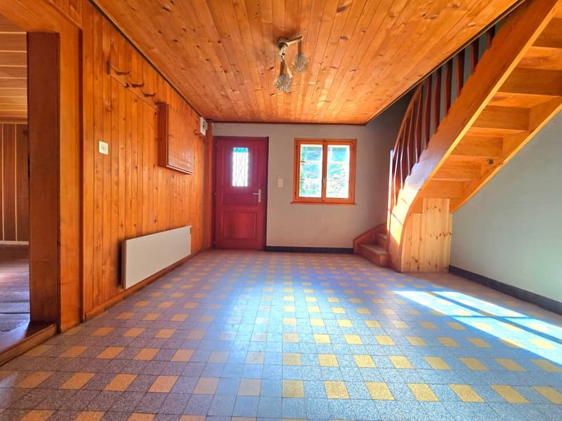 Appartement duplex à rénover avec terrasse et annexes à La Luette au coeur du Val d’Hérens (9)
