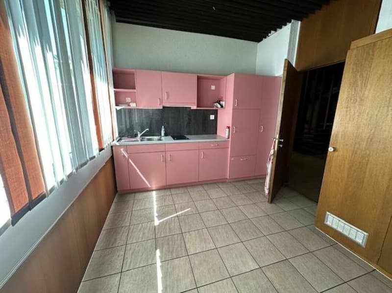 Peseux - Grand espace pour bureaux, cabinet de santé, commerce (16)