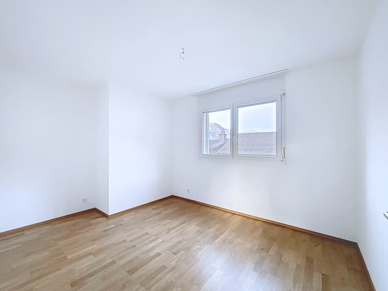 Appartement moderne de 3.5 pièces avec balcon à Saxon (6)