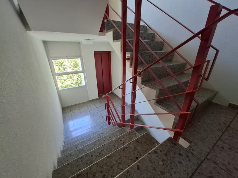 Neu renovierte 3.5-Zimmer-Wohnung mit Tiefgaragenplatz in Brugg (15)
