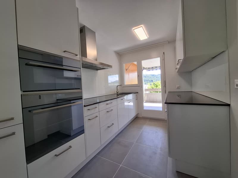 Neu renovierte 3.5-Zimmer-Wohnung mit Tiefgaragenplatz in Brugg (12)