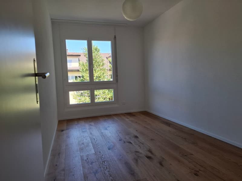 Neu renovierte 3.5-Zimmer-Wohnung mit Tiefgaragenplatz in Brugg (10)
