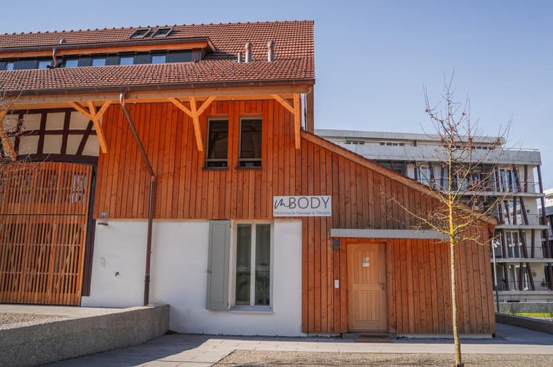 Büro und Gewerberäume, bisher als Massagepraxis genutzt (9)