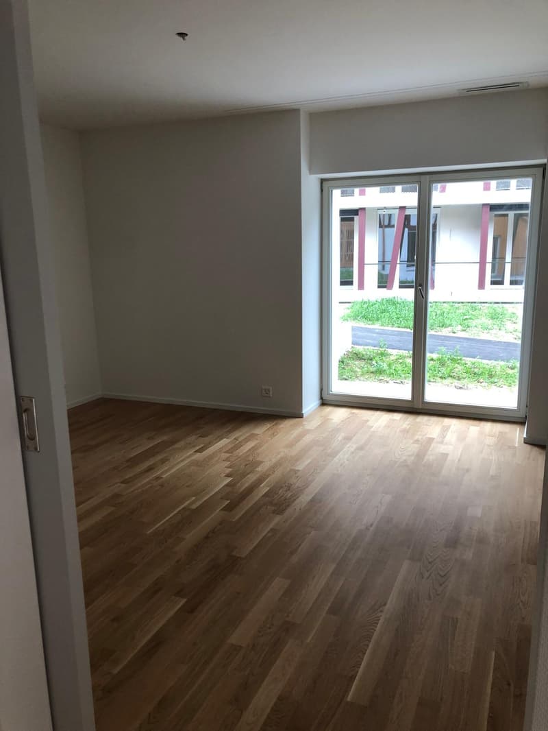 Büro und Gewerberäume, bisher als Massagepraxis genutzt (16)