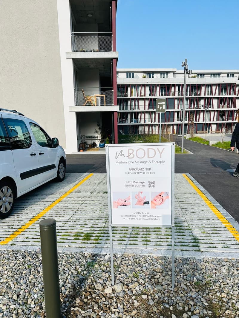 Büro und Gewerberäume, bisher als Massagepraxis genutzt (14)
