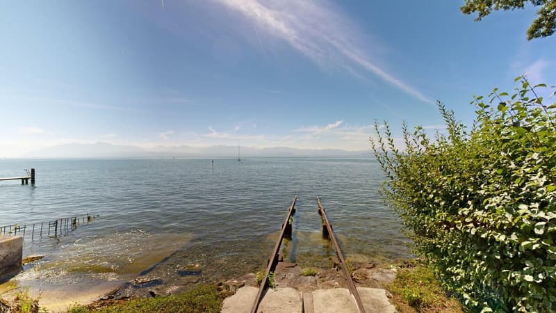 Magnifique Terrain Pied dans l'Eau avec Projet de Construction (10)