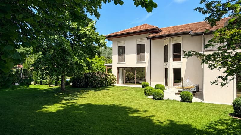 À Mies, une maison rare où la nature devient un luxe (6)