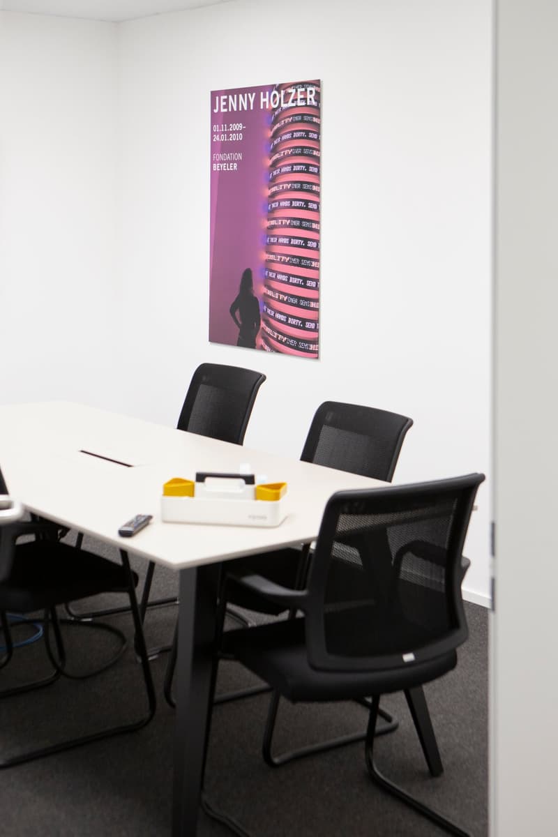 FESTER ARBEITSPLATZ AB CHF 199 - OHNE DEPOT! (32)