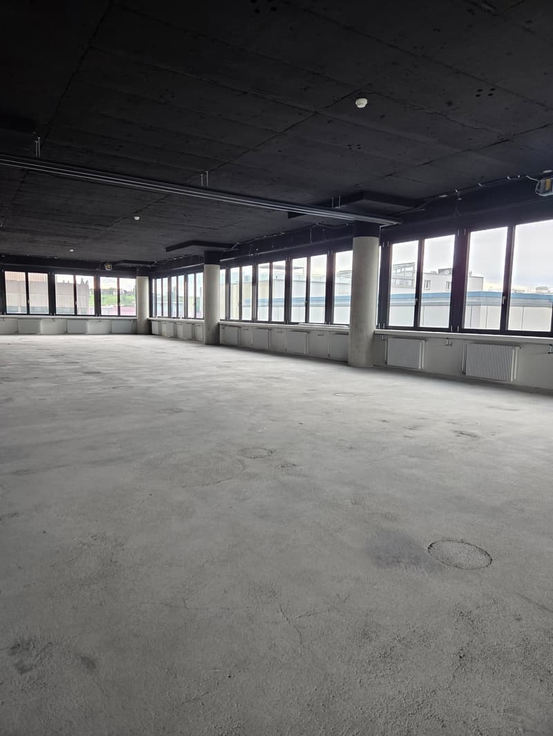 Moderne Büro- und Gewerbeflächen - zwischen 100 m² und 750 m² im P201 in Aesch BL (8)