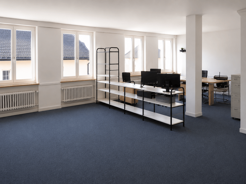 Helles Büro mit im Herzen des Liestaler Stedtli (4)