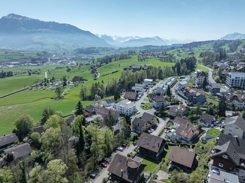 Geräumige 5.5-Zimmerwohnung in ruhiger Lage in Meierskappel (8)