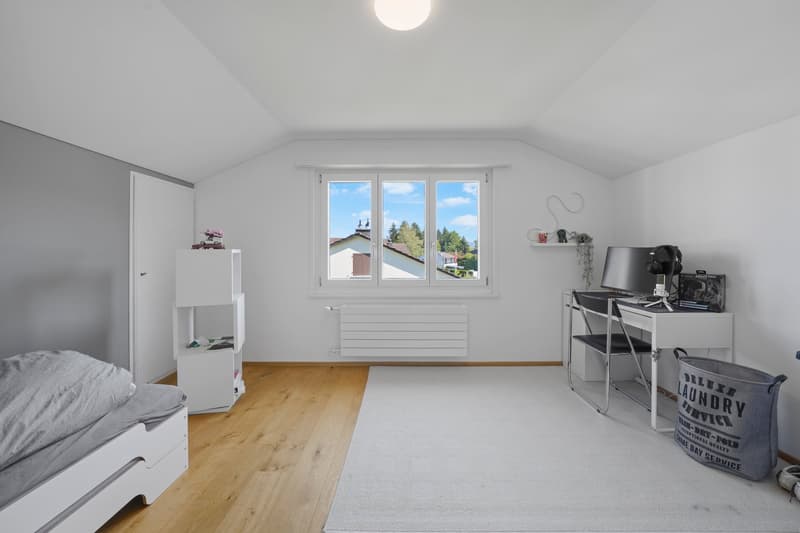 Freistehendes 5.5-Zimmer-Haus mit grosszügigem Garten in Wittenbach (15)