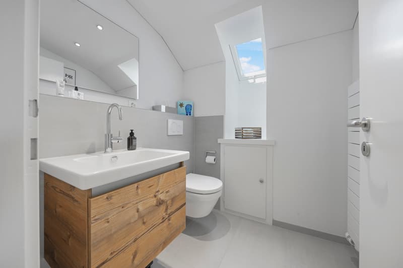 Freistehendes 5.5-Zimmer-Haus mit grosszügigem Garten in Wittenbach (12)